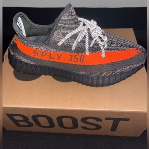 YEEZY BOOST 350 V2